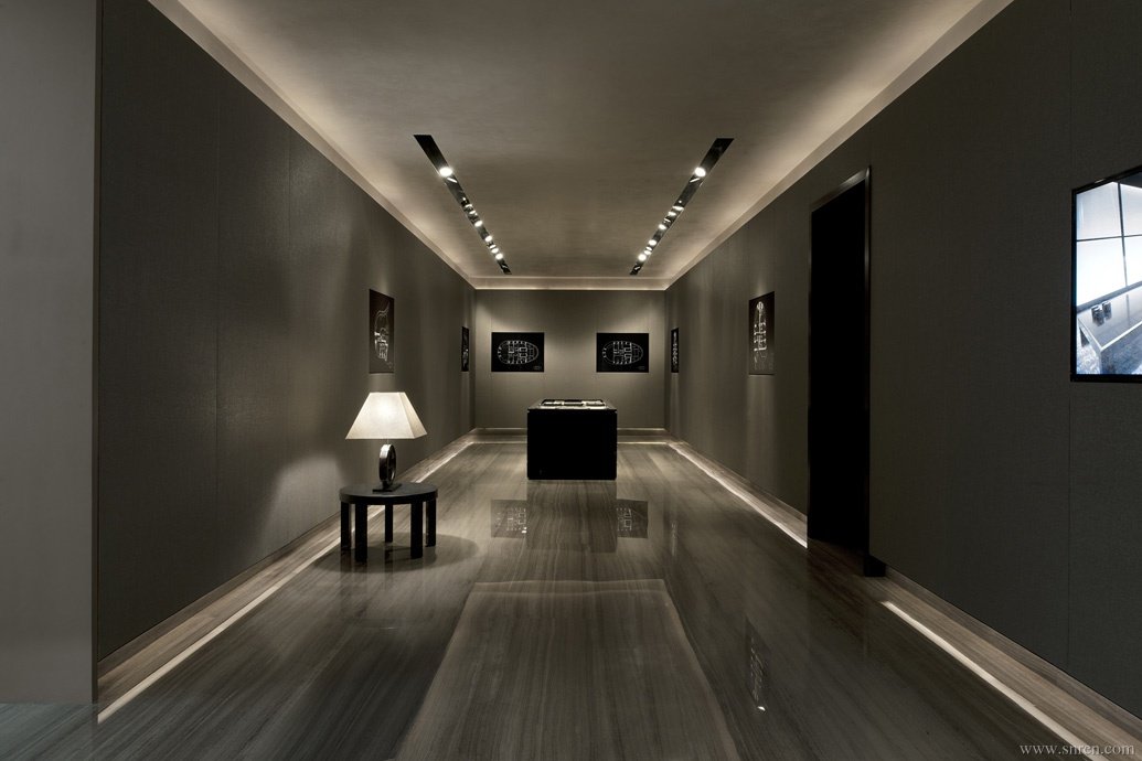 1529981478210236.jpg 乔治·阿玛尼1.jpg